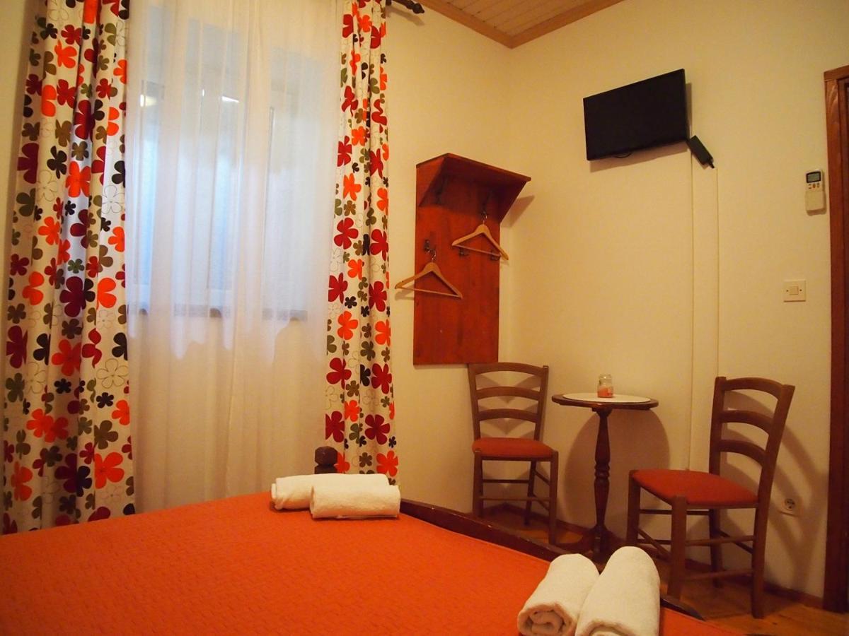 Rooms & Studio Stipcic Trogir Bagian luar foto