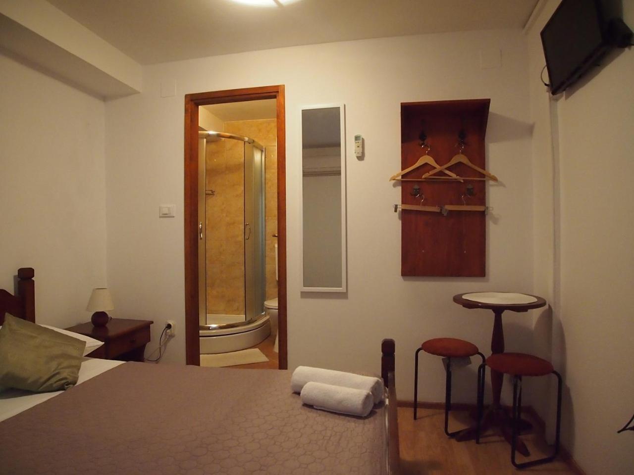 Rooms & Studio Stipcic Trogir Bagian luar foto